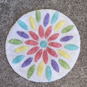 Adorable bath mat